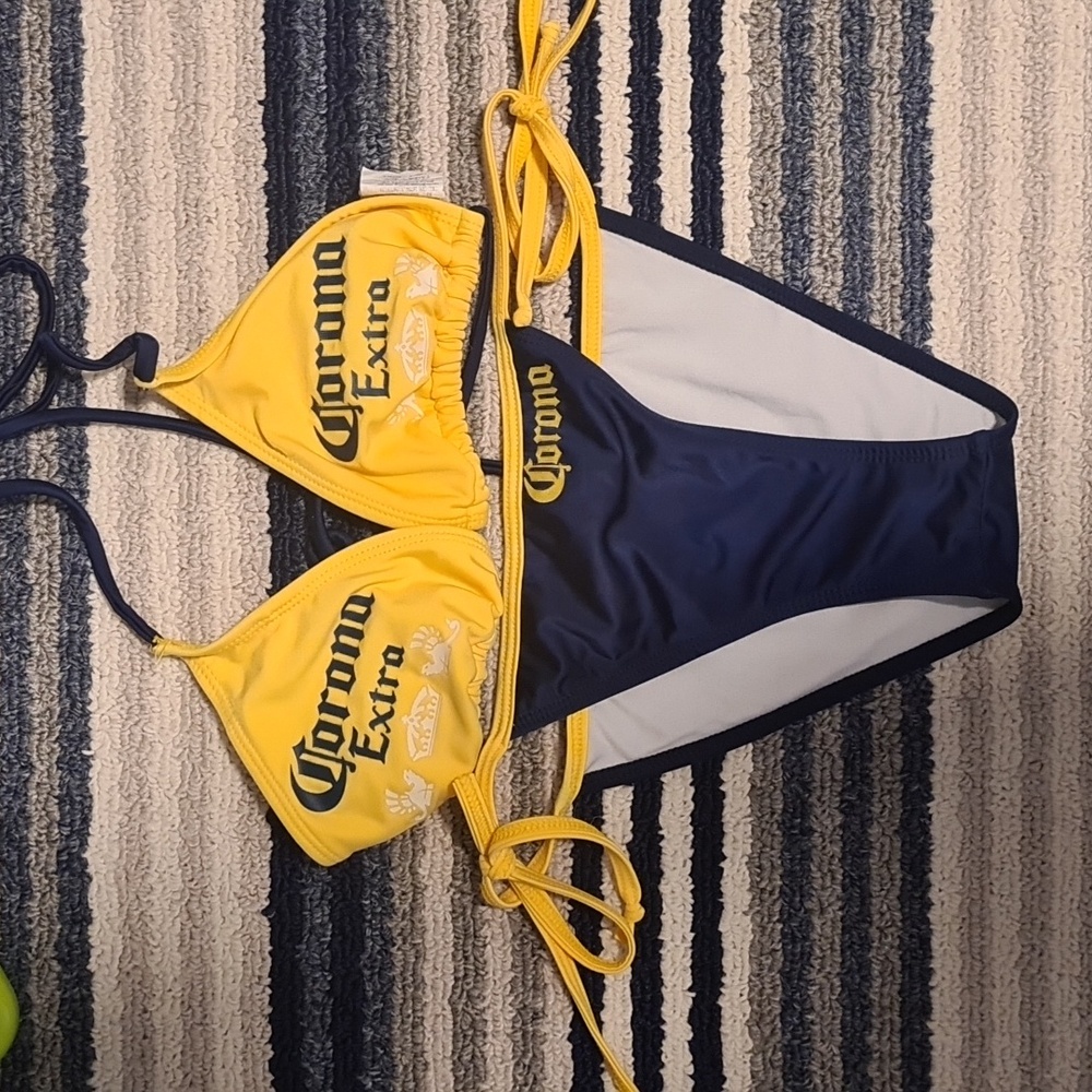Corona bikini